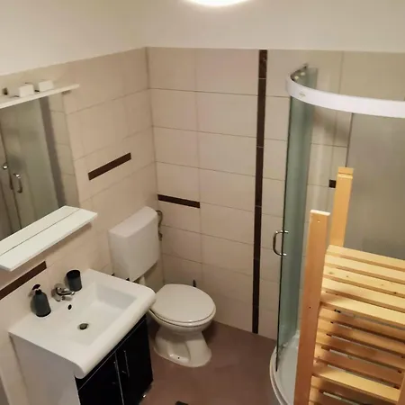 Prázdninový dům Eti Und Mia - 13 Personen- Piscine By Interhome