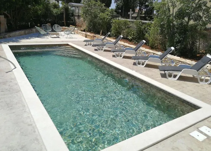Eti Und Mia - 13 Personen- Piscine By Interhome Holiday home Pula