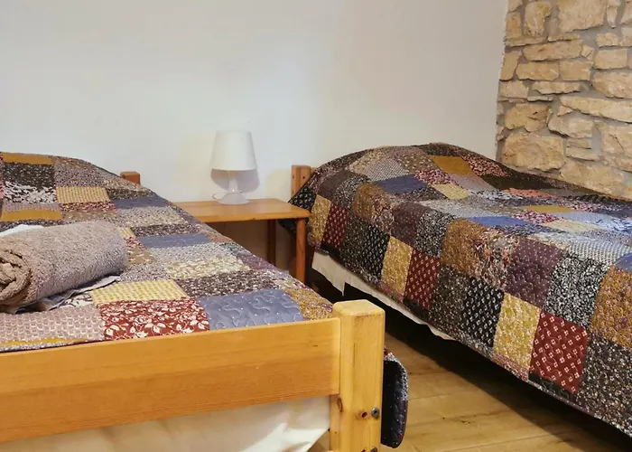 Eti Und Mia - 13 Personen- Piscine By Interhome Pula