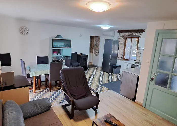 Eti Und Mia - 13 Personen- Piscine By Interhome Vikendica