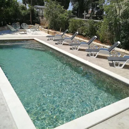 Eti Und Mia - 13 Personen- Piscine By Interhome Vakantiehuis Pula