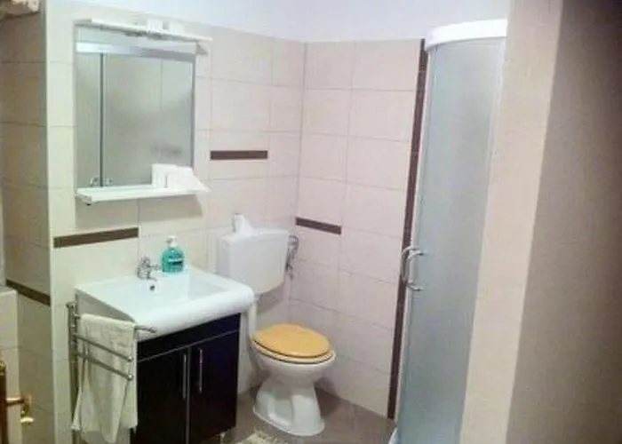 Vakantiehuis Eti Und Mia - 13 Personen- Piscine By Interhome *