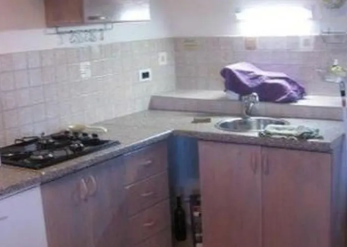 Eti Und Mia - 13 Personen- Piscine By Interhome Semesterbostad Pula